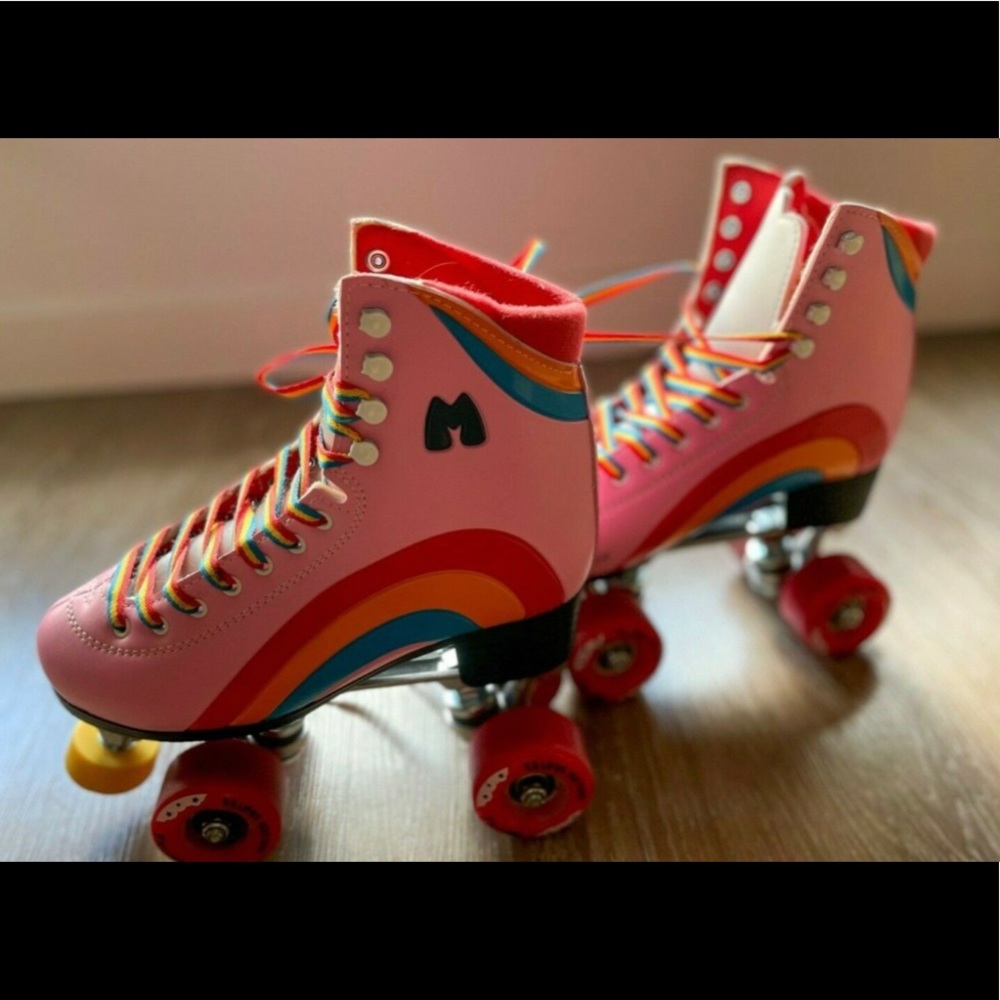 Moxi Rainbow Riders Size 6, Pink